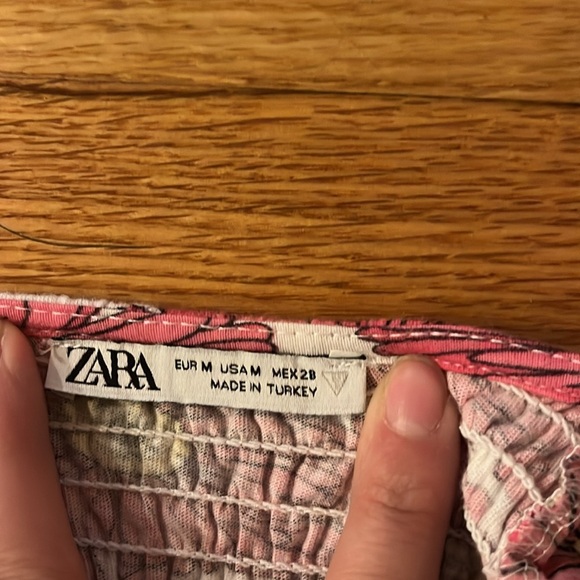 ZARA floral dress with balloon sleeves size medium - Picture 3 of 6